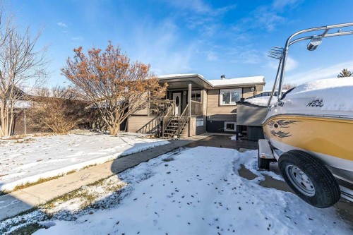 2339 Higdon Avenue Se, Medicine Hat, AB 