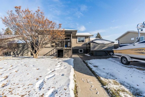 2339 Higdon Avenue Se, Medicine Hat, AB 