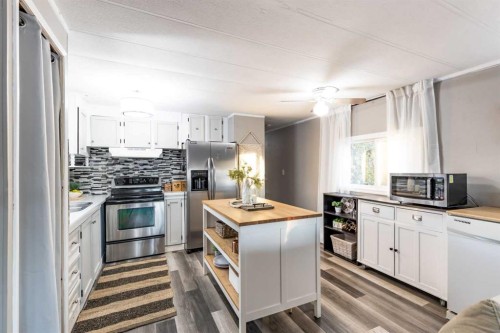 96 Anson Avenue Sw, Medicine Hat, AB 