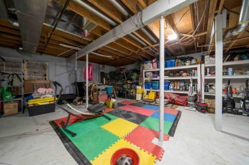 938 5 Street Se, Redcliff, AB - Indoor Photo Showing Basement