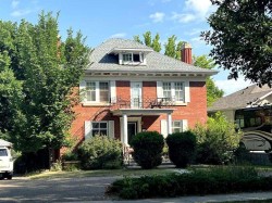 258 1 Street SE Medicine Hat, AB T1A 0A4