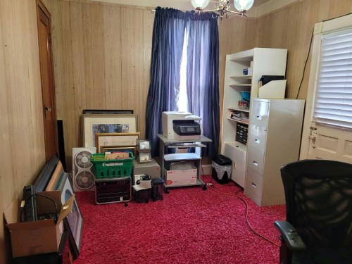 819A 5 Street Se, Medicine Hat, AB - Indoor