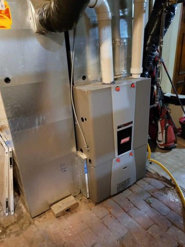 819A 5 Street Se, Medicine Hat, AB - Indoor Photo Showing Basement