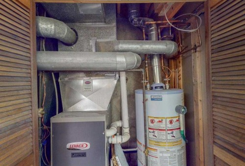 31 Rossdale Way Se, Medicine Hat, AB - Indoor Photo Showing Basement