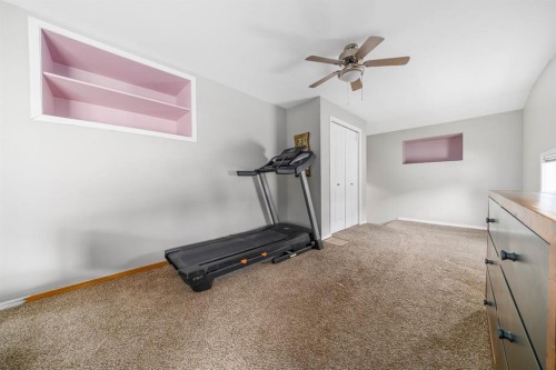 166 12 Street Se, Medicine Hat, AB - Indoor Photo Showing Gym Room