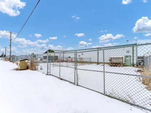 97 South West Drive Sw, Medicine Hat, AB 