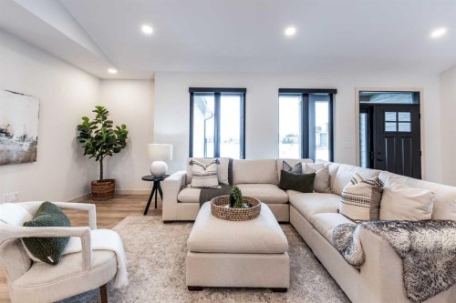 308 Yuma Court, Dunmore, AB - Indoor Photo Showing Living Room