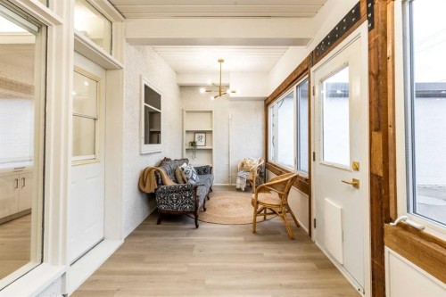 150 11 Street Ne, Medicine Hat, AB - Indoor Photo Showing Other Room