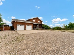 22-11418 Eagle Butte Road  Dunmore, AB T1B 0H9