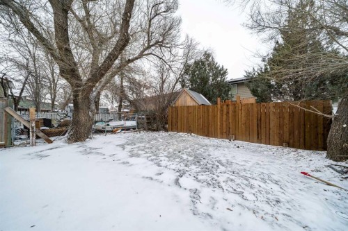 506 Clennel Crescent Se, Medicine Hat, AB - Outdoor