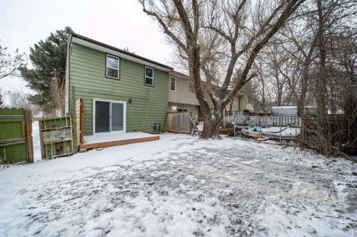 506 Clennel Crescent Se, Medicine Hat, AB - Outdoor With Exterior