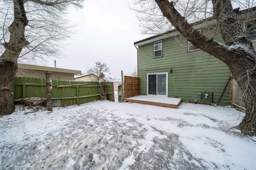 506 Clennel Crescent Se, Medicine Hat, AB - Outdoor