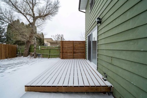 506 Clennel Crescent Se, Medicine Hat, AB - Outdoor