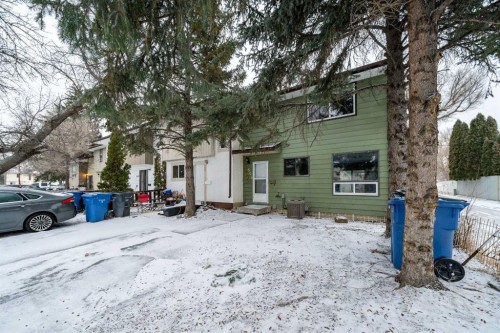 506 Clennel Crescent Se, Medicine Hat, AB - Outdoor