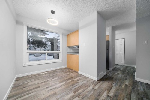 506 Clennel Crescent Se, Medicine Hat, AB - Indoor