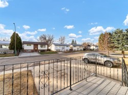 488 18 Street NE Medicine Hat, AB T1C 1G1