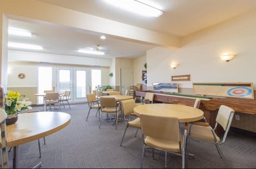 431-278 Park Meadows Drive Se, Medicine Hat, AB - Indoor Photo Showing Dining Room