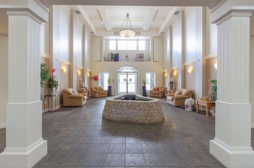 431-278 Park Meadows Drive Se, Medicine Hat, AB - Indoor Photo Showing Other Room