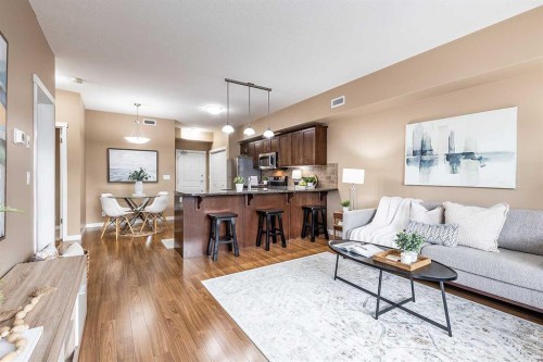 501-19 Terrace View Ne, Medicine Hat, AB - Indoor Photo Showing Living Room