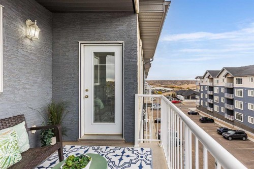 501-19 Terrace View Ne, Medicine Hat, AB - Outdoor With Balcony
