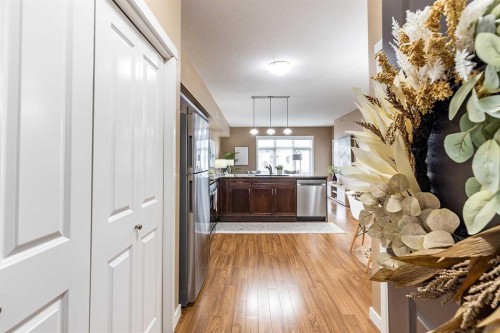 501-19 Terrace View Ne, Medicine Hat, AB - Indoor Photo Showing Other Room