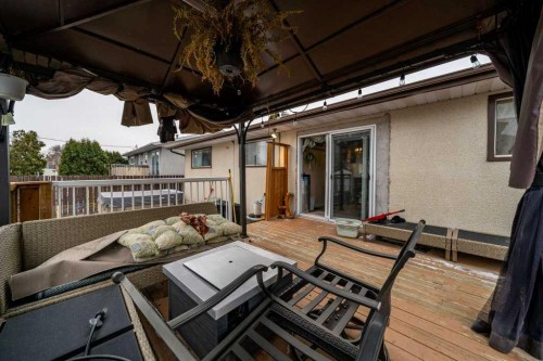 1647 4 Avenue Ne, Medicine Hat, AB - Outdoor With Deck Patio Veranda With Exterior