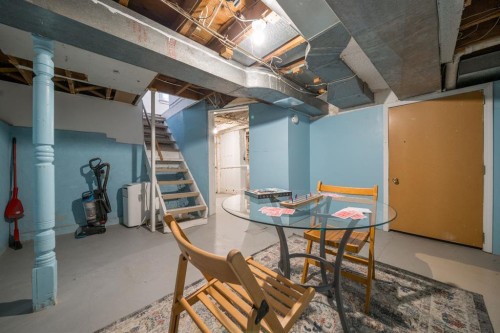 387 5 Street Se, Medicine Hat, AB - Indoor Photo Showing Basement