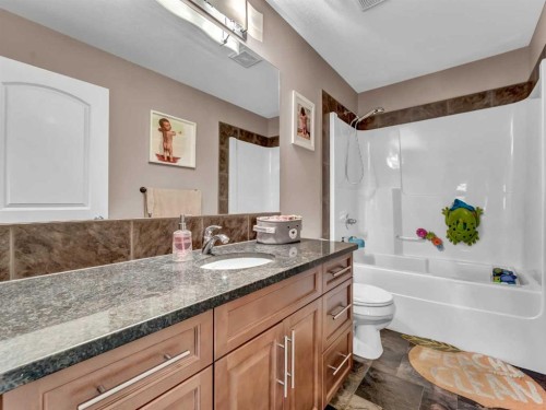 251 Somerside Way Se, Medicine Hat, AB 