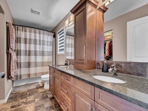 251 Somerside Way Se, Medicine Hat, AB 