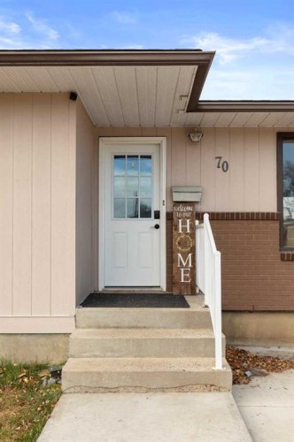 70 Colter Crescent Nw, Medicine Hat, AB - Outdoor