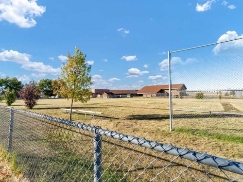 80 Pacific Avenue, Irvine, AB - Outdoor With View