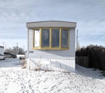 413 4 Street  Suffield, AB T0J 2N0