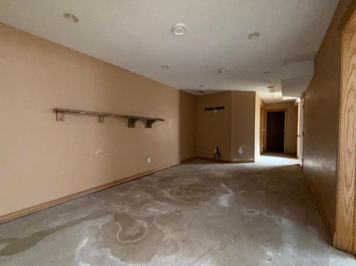 14515 Range Road 93, Rural Cypress County, AB - Indoor