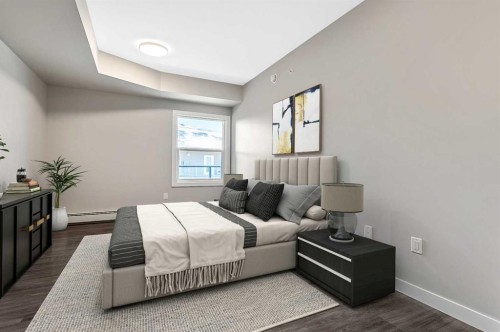 302-21 Ranchlands Boulevard Ne, Medicine Hat, AB - Indoor Photo Showing Bedroom