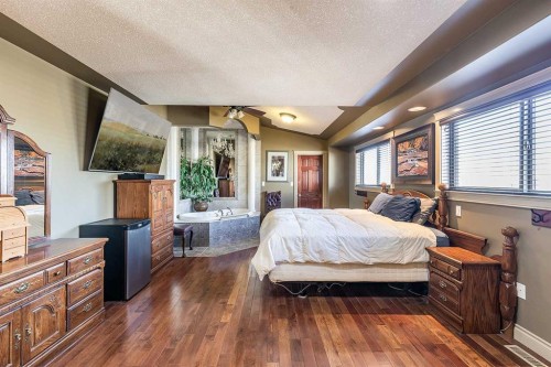 770 Eagle Ridge Drive, Dunmore, AB - Indoor Photo Showing Bedroom