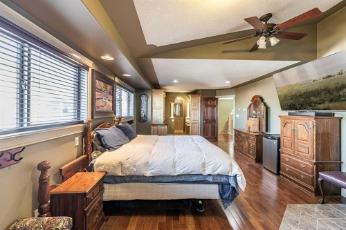 770 Eagle Ridge Drive, Dunmore, AB - Indoor Photo Showing Bedroom