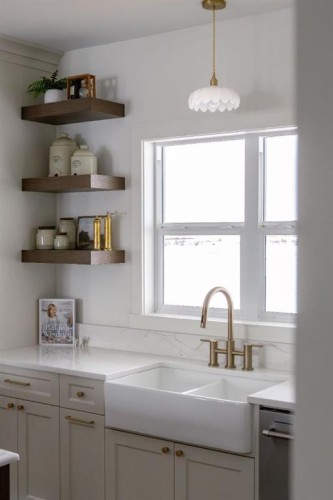 33080 Range Road 61, Rural Mountain View County, AB - Indoor Photo Showing Kitchen With Double Sink
