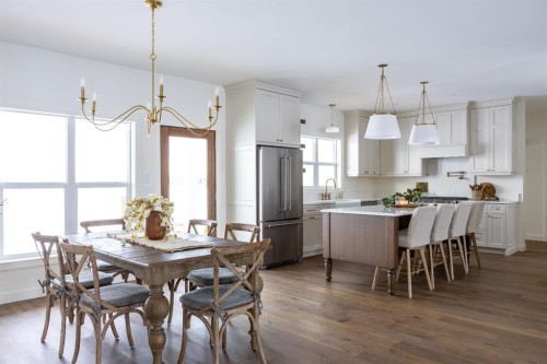 33080 Range Road 61, Rural Mountain View County, AB - Indoor Photo Showing Dining Room