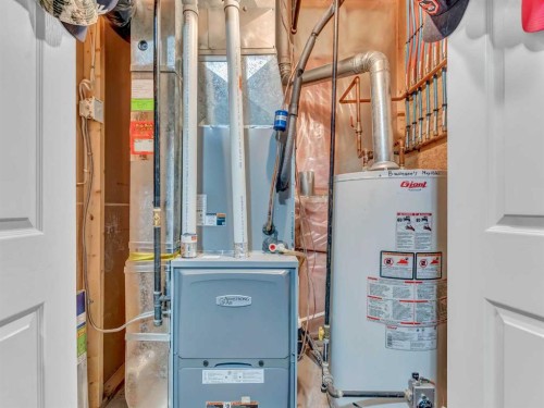 9 Riverview Green Se, Redcliff, AB - Indoor Photo Showing Basement