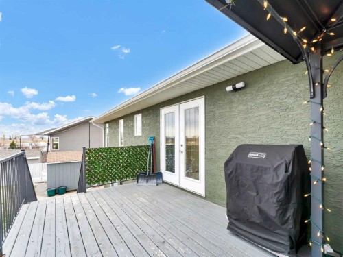 9 Riverview Green Se, Redcliff, AB - Outdoor With Deck Patio Veranda With Exterior