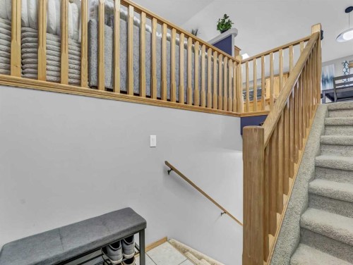 9 Riverview Green Se, Redcliff, AB - Indoor Photo Showing Other Room