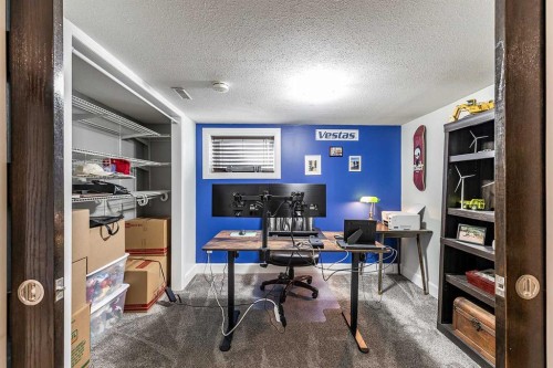 683 7 Street Sw, Medicine Hat, AB - Indoor Photo Showing Office