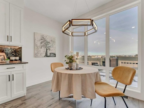 34 Palisades Way Ne, Medicine Hat, AB - Indoor Photo Showing Dining Room