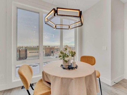 34 Palisades Way Ne, Medicine Hat, AB - Indoor Photo Showing Dining Room