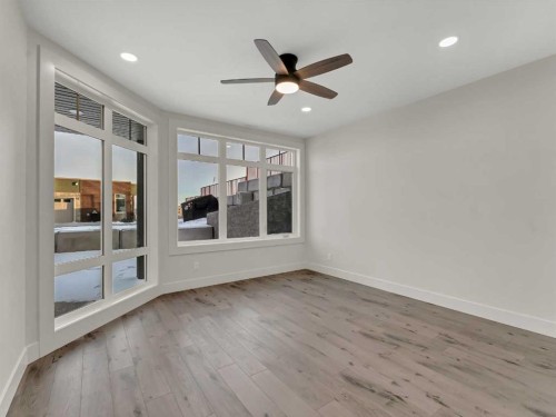 34 Palisades Way Ne, Medicine Hat, AB - Indoor Photo Showing Other Room