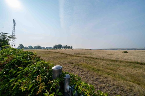 110 Redcliff Way Sw, Redcliff, AB - Outdoor With View