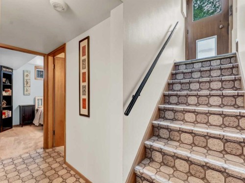 164 Muir Crescent Nw, Medicine Hat, AB - Indoor Photo Showing Other Room