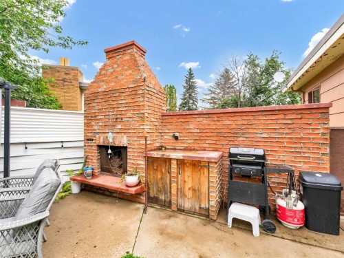 164 Muir Crescent Nw, Medicine Hat, AB - Outdoor With Exterior