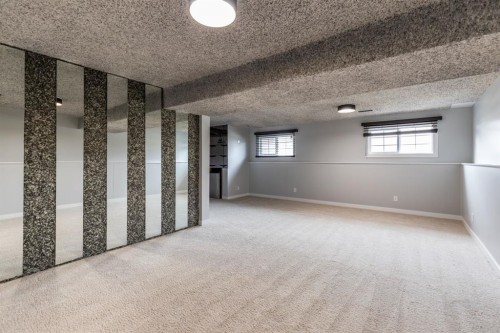 1919 9 Avenue Ne, Medicine Hat, AB - Indoor