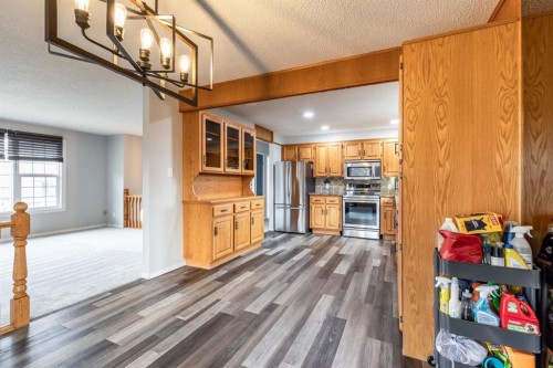 1919 9 Avenue Ne, Medicine Hat, AB - Indoor